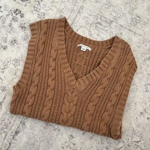 American Eagle Outfitters Brown Cable Knit V-Neck Sweater